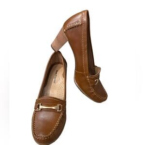 Hush Puppies Rusty Brown High Heel Classic Pumps with Gold Trim Size 9